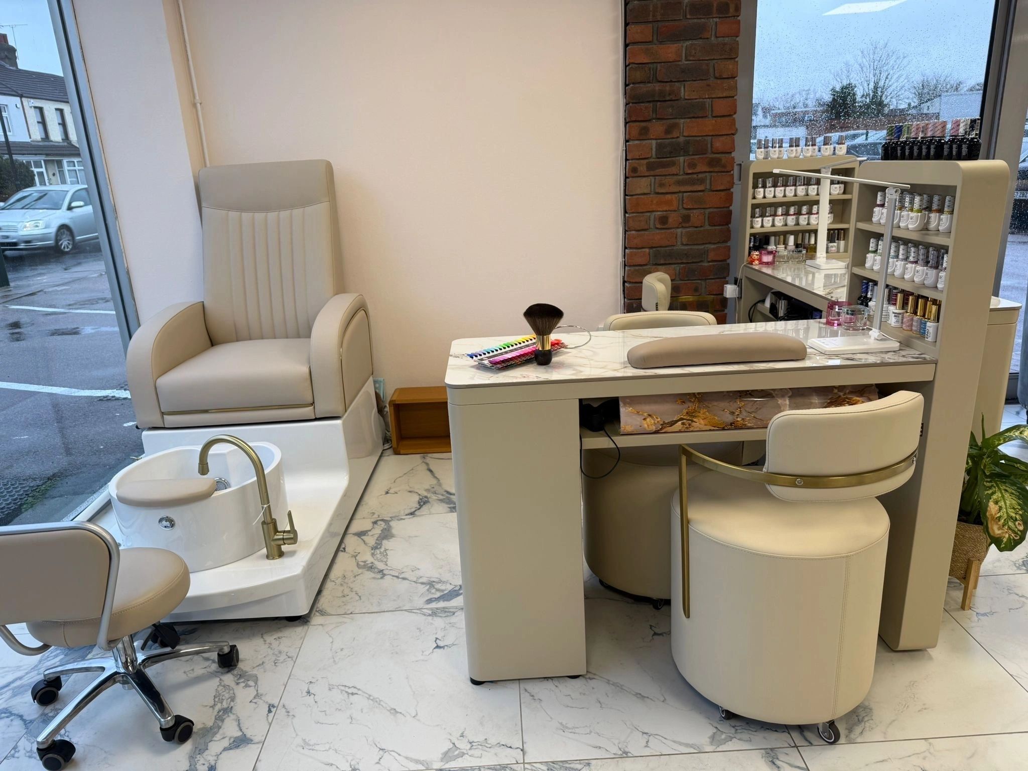 Beauty salon glamour